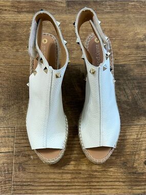 POL White Leather Studded Espadrille Wedge Sandals
